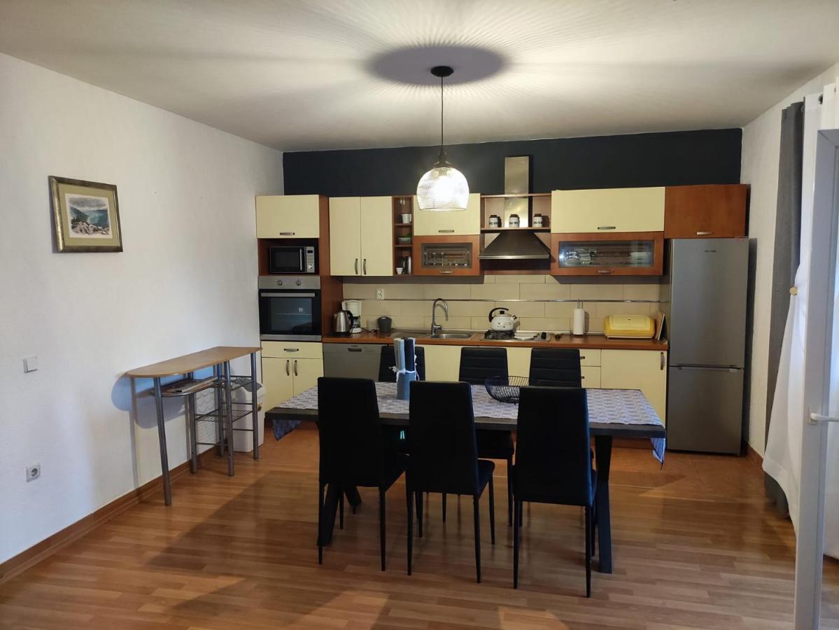 Apartment Cengo Kaštela Exterior foto